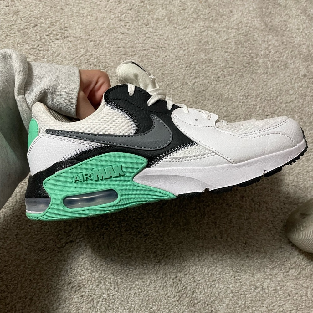 Nike Air MAX